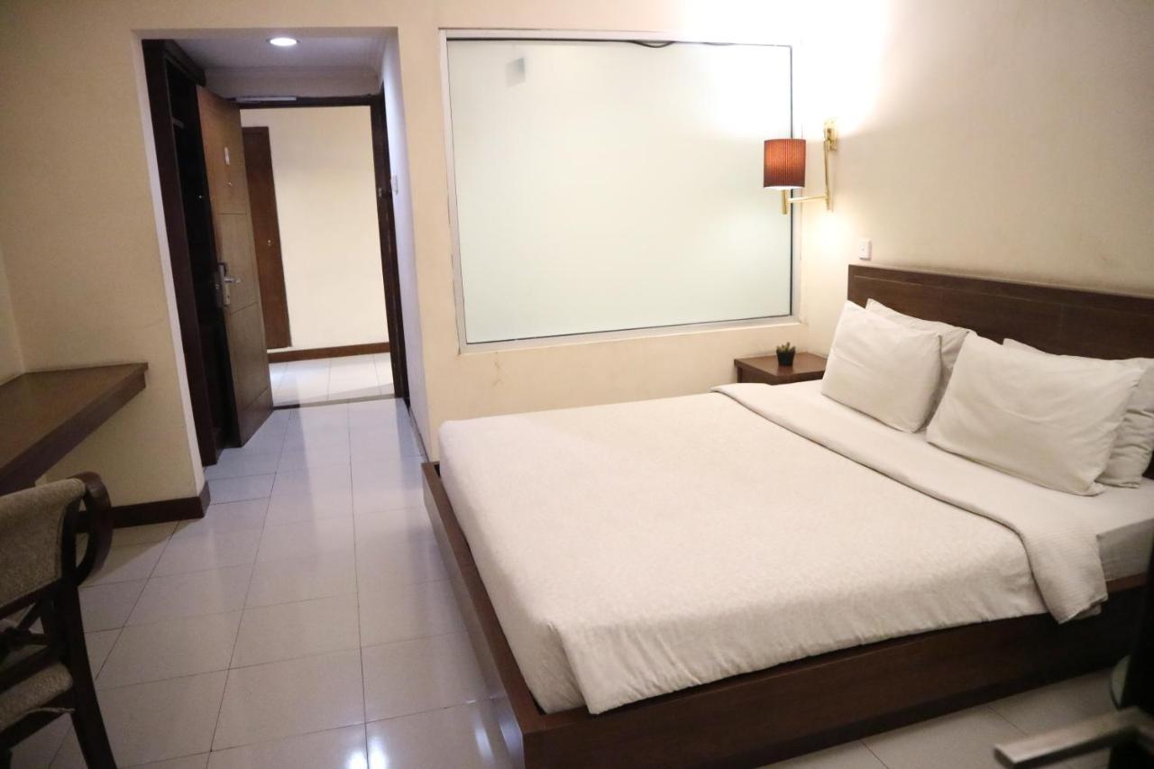 Excellent Seven Boutique Hotel Bandung Zewnętrze zdjęcie