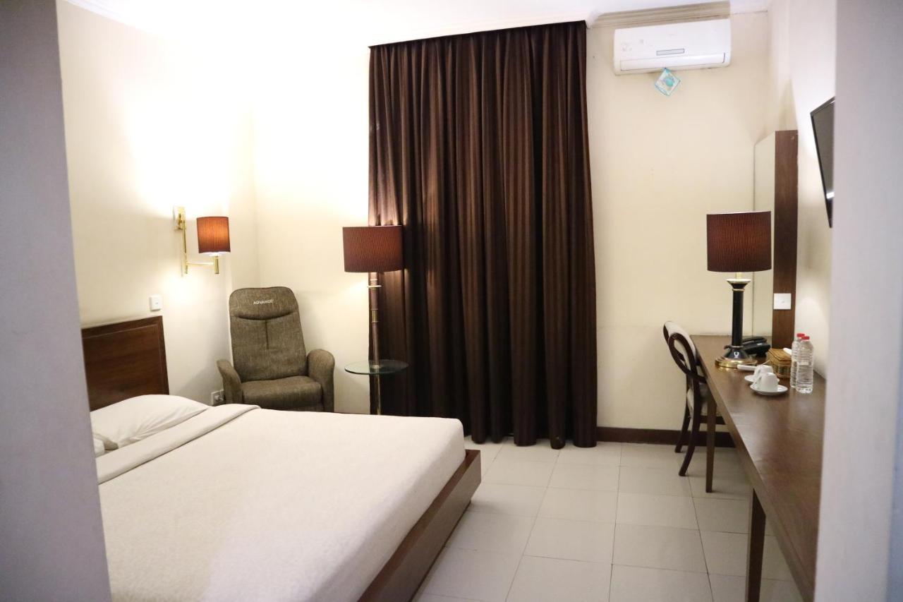 Excellent Seven Boutique Hotel Bandung Zewnętrze zdjęcie