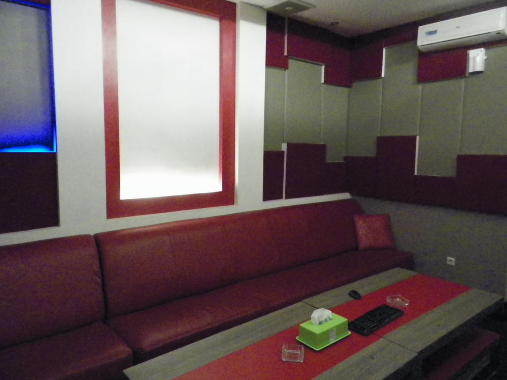 Excellent Seven Boutique Hotel Bandung Zewnętrze zdjęcie